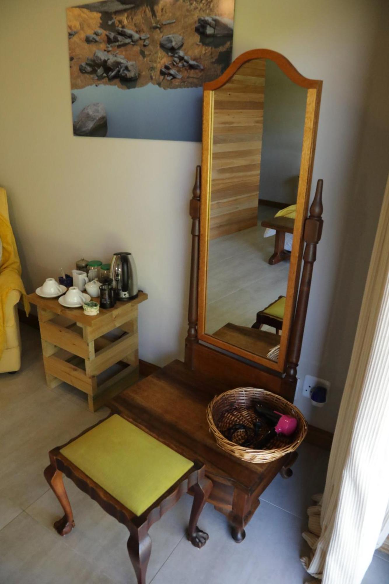 Gemstone Farm Panzió Plettenberg Bay Kültér fotó