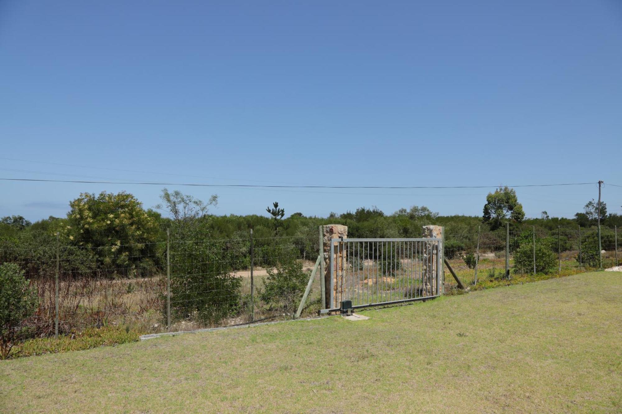 Gemstone Farm Panzió Plettenberg Bay Kültér fotó