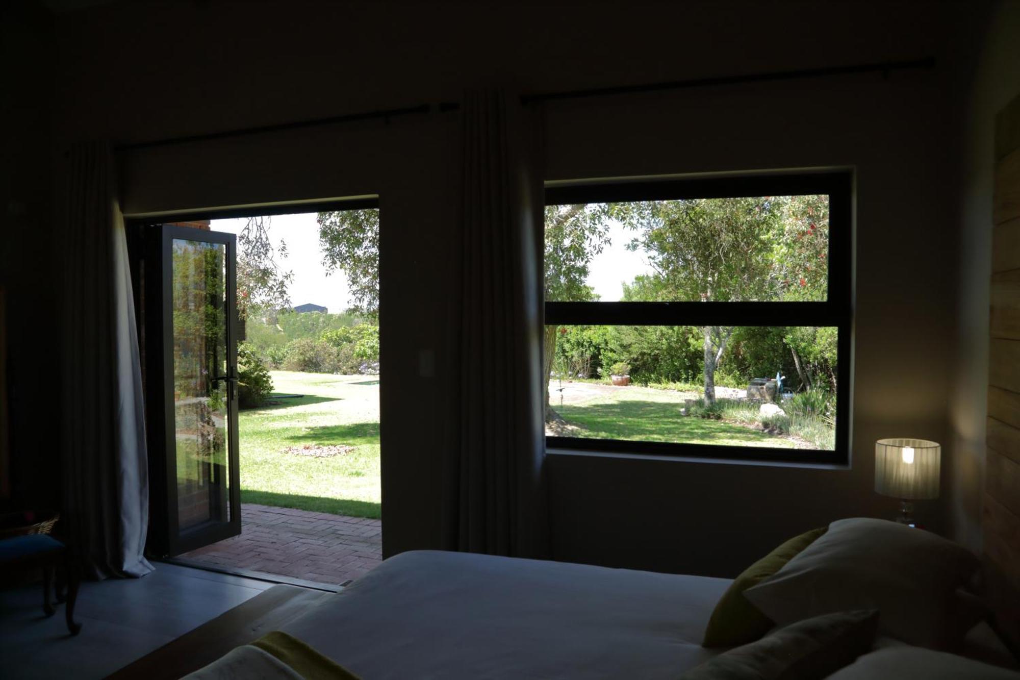 Gemstone Farm Panzió Plettenberg Bay Kültér fotó