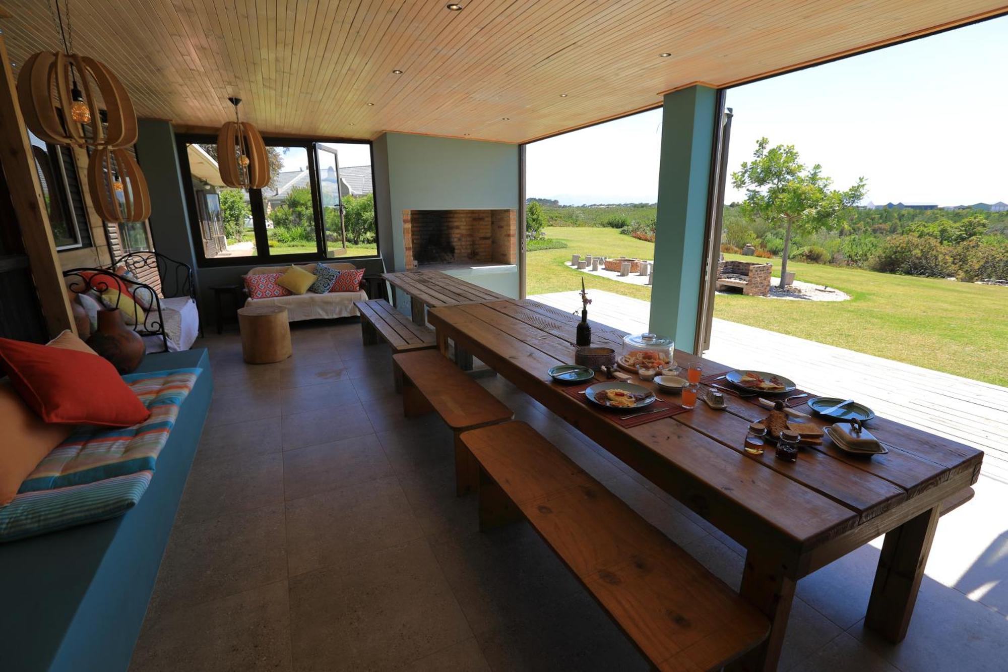 Gemstone Farm Panzió Plettenberg Bay Kültér fotó
